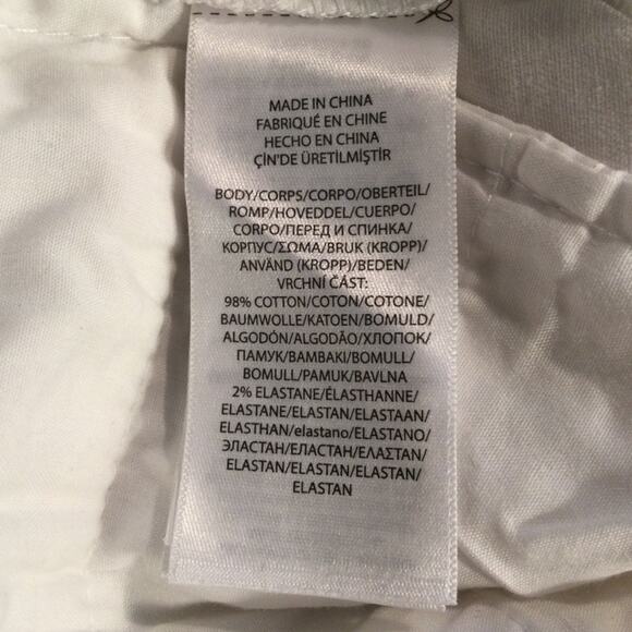 POLO Ralph Lauren Boys White Shorts 6 with navy blue polo embroidered - Picture 5 of 5